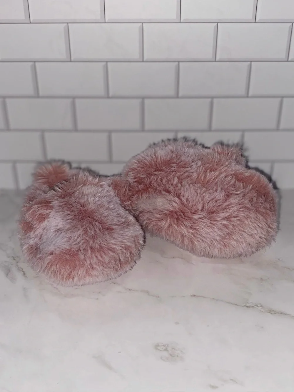 Carter’s Just One You Baby Girl Pink Fuzzy Faux Fur Slippers Size 0-3 Months